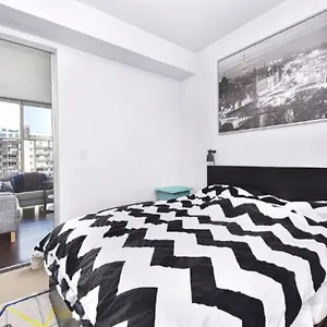 Apartment Lovely Entire 1 Bedroom Plus A Den Fully Furnished, Ottawa