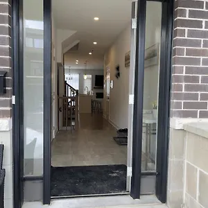 Homestay Airport, Ottawa