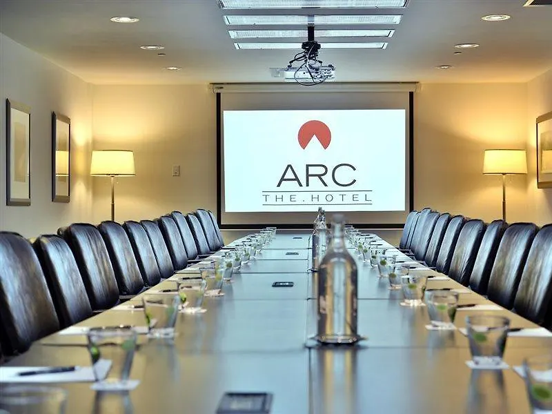 ****  Arc The Hotel Otawa Canadá